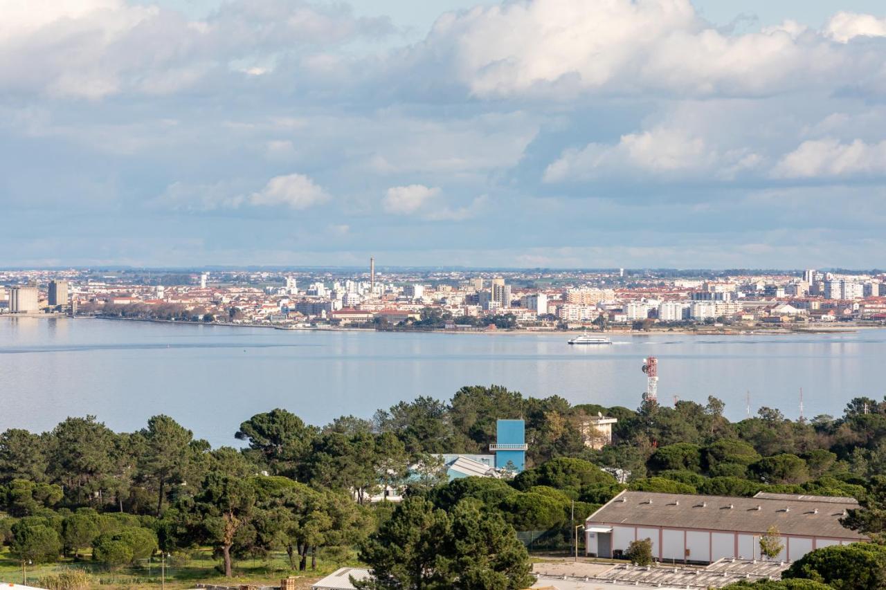Cristo Rei Flat - Great Views By Homeful Homes Almada Exterior photo